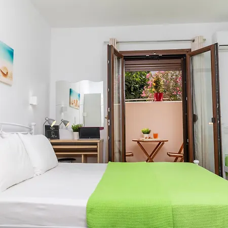 Naxos Diamond Apartahotel *