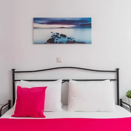 Naxos Diamond Hotel apartamentowy 3*